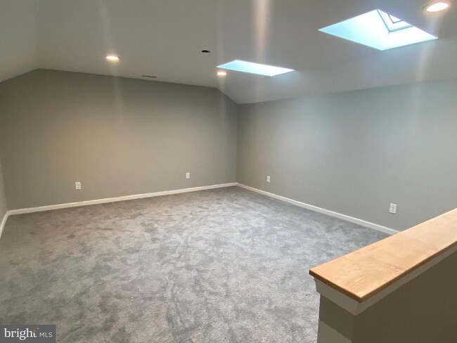 Building Photo - 2402 Winterbridge Ln
