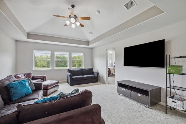 Building Photo - 18531 Duke Lake Dr