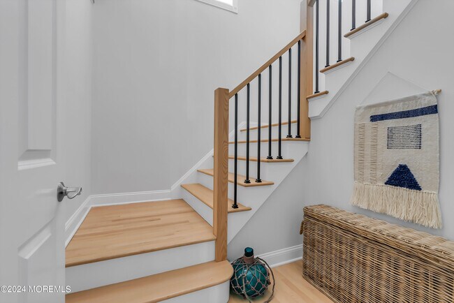 Building Photo - 118 Beacon Blvd