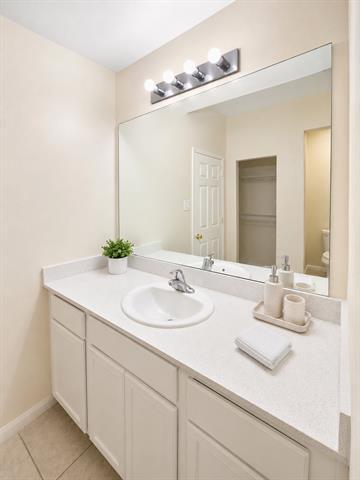 Building Photo - 5945 Obsidian Creek Dr