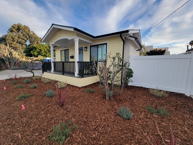 Building Photo - 1916 257th St