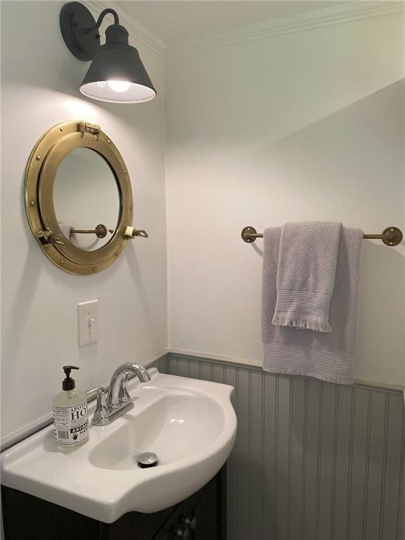 Building Photo - 87 Wood Ln