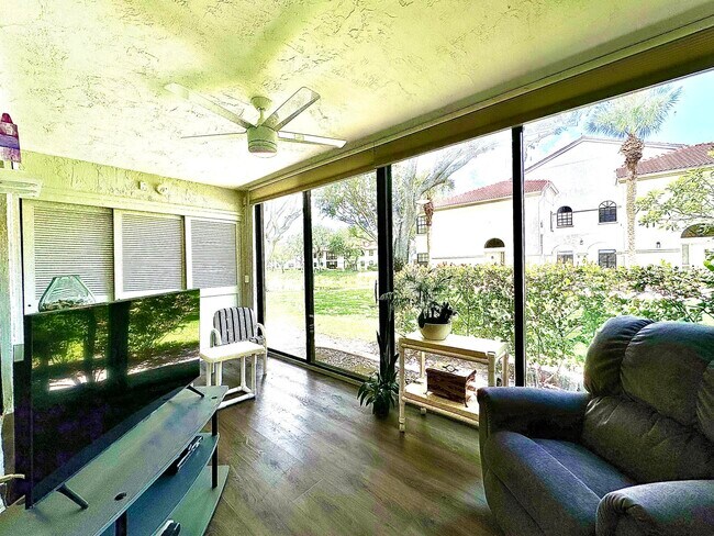 Building Photo - 5135 Floria Dr