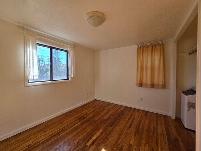 Building Photo - 3509 Pueblo Dr