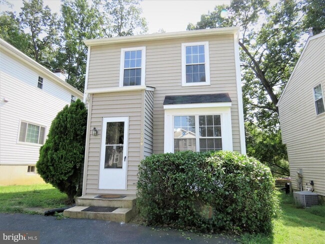 Building Photo - 7526 Mattingly Ln