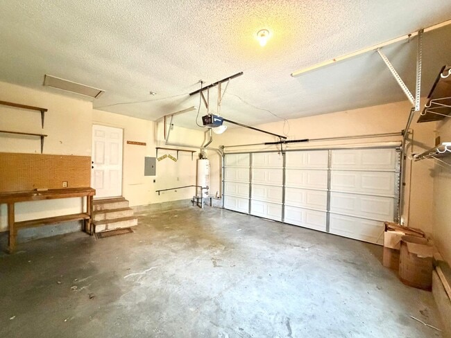 Building Photo - 3411 Polly Dr