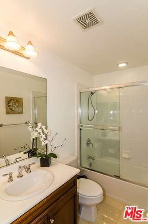 Building Photo - 12975 Agustin Pl