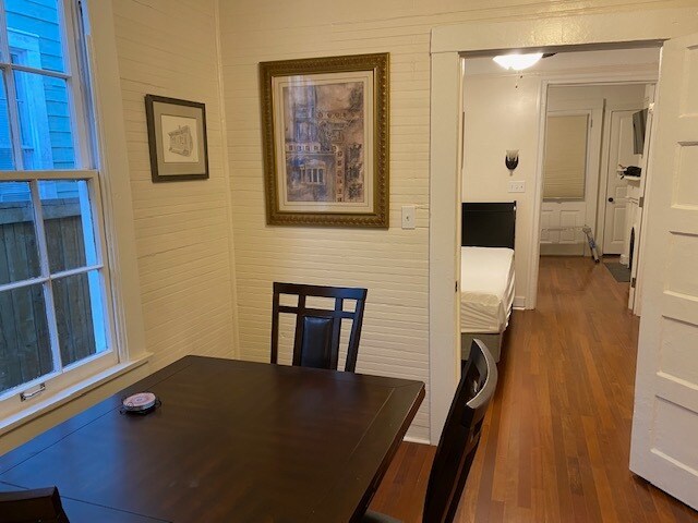 Building Photo - 1412 Erato St