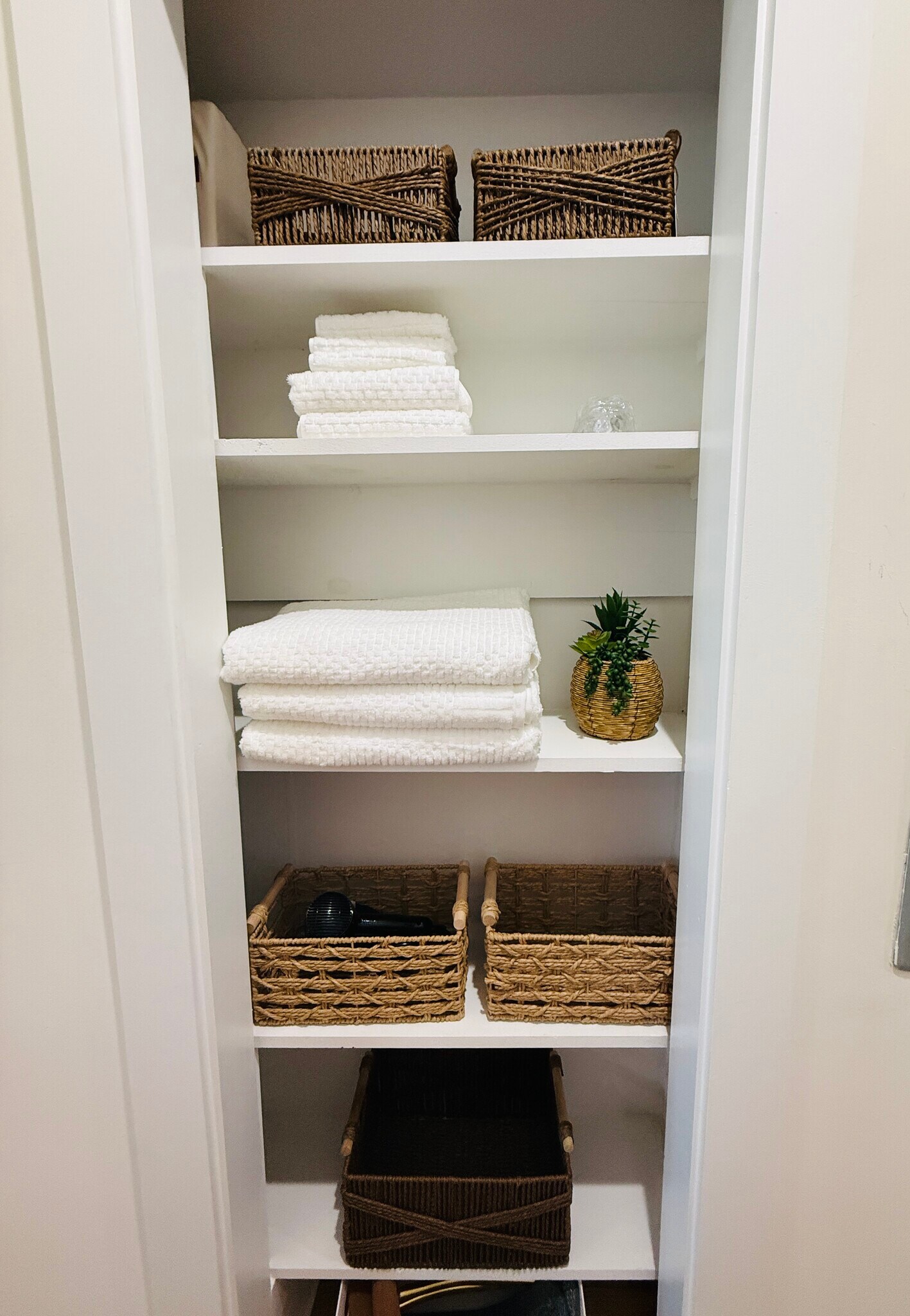 Bathroom Closet - 2504 E York St