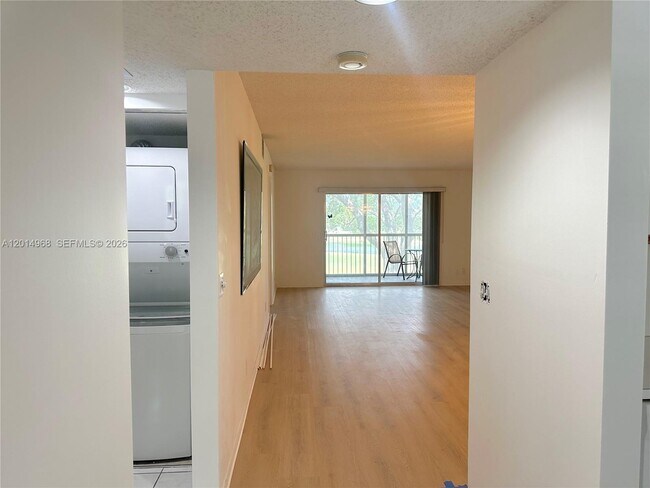 Building Photo - 1151 SW 128th Terrace