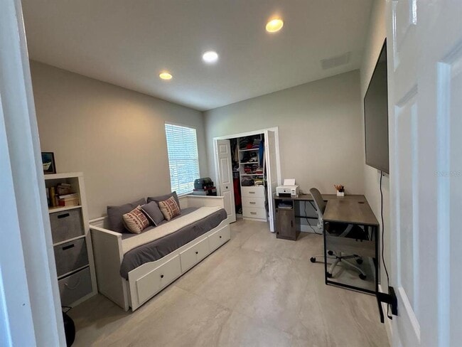 Building Photo - 11531 Claymont Cir