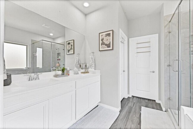Building Photo - 16223 Neff Park Dr