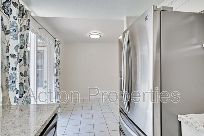 Building Photo - 4010 Shanj Ct