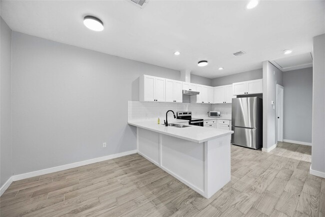 Building Photo - 426 New Mexico St