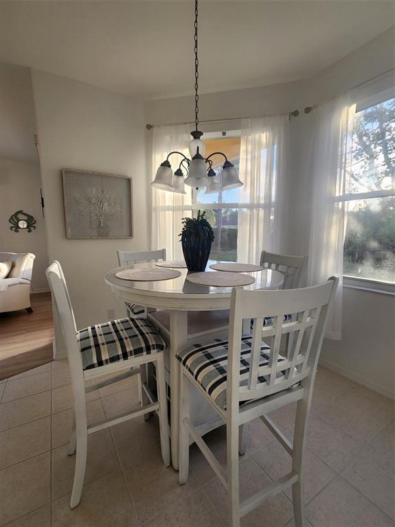 Building Photo - 4442 Corso Venetia Blvd