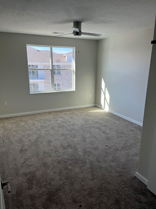 Building Photo - 8500 Thompson Run Rd