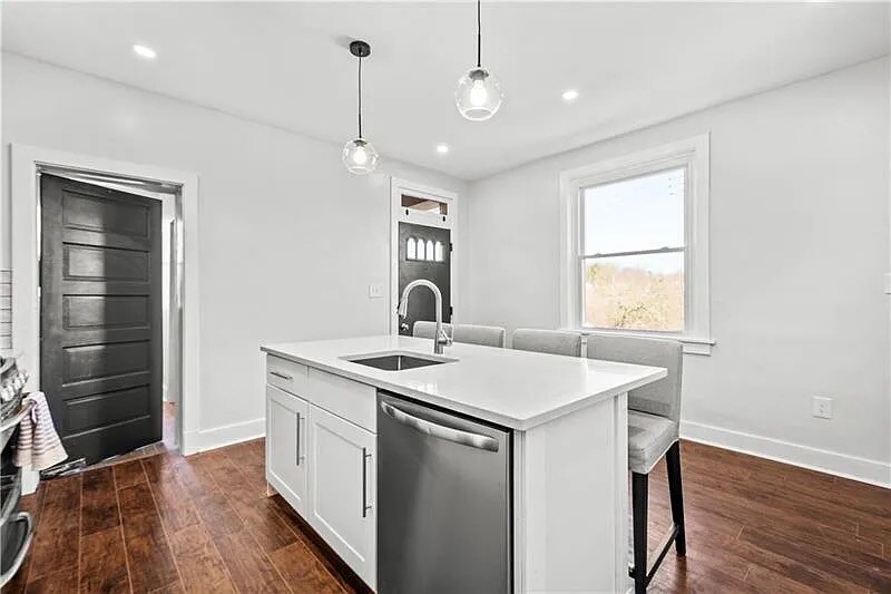 Building Photo - 3431 Duquesne Ave