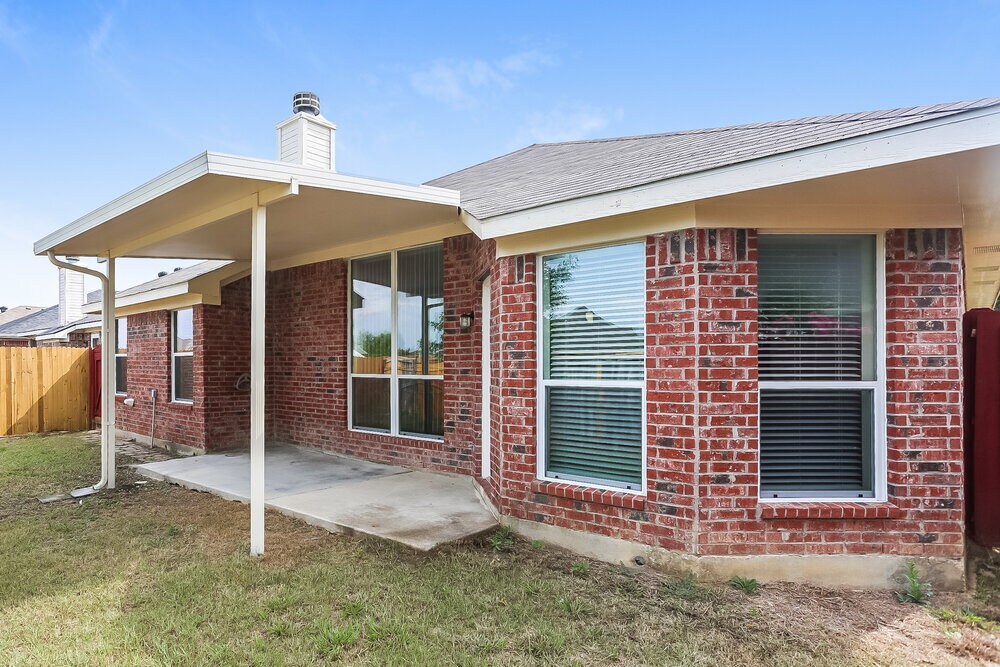 Building Photo - 10849 Braemoor Dr