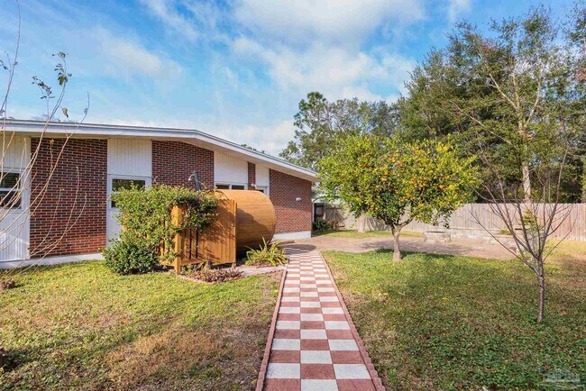 Building Photo - 3505 Wellington Rd