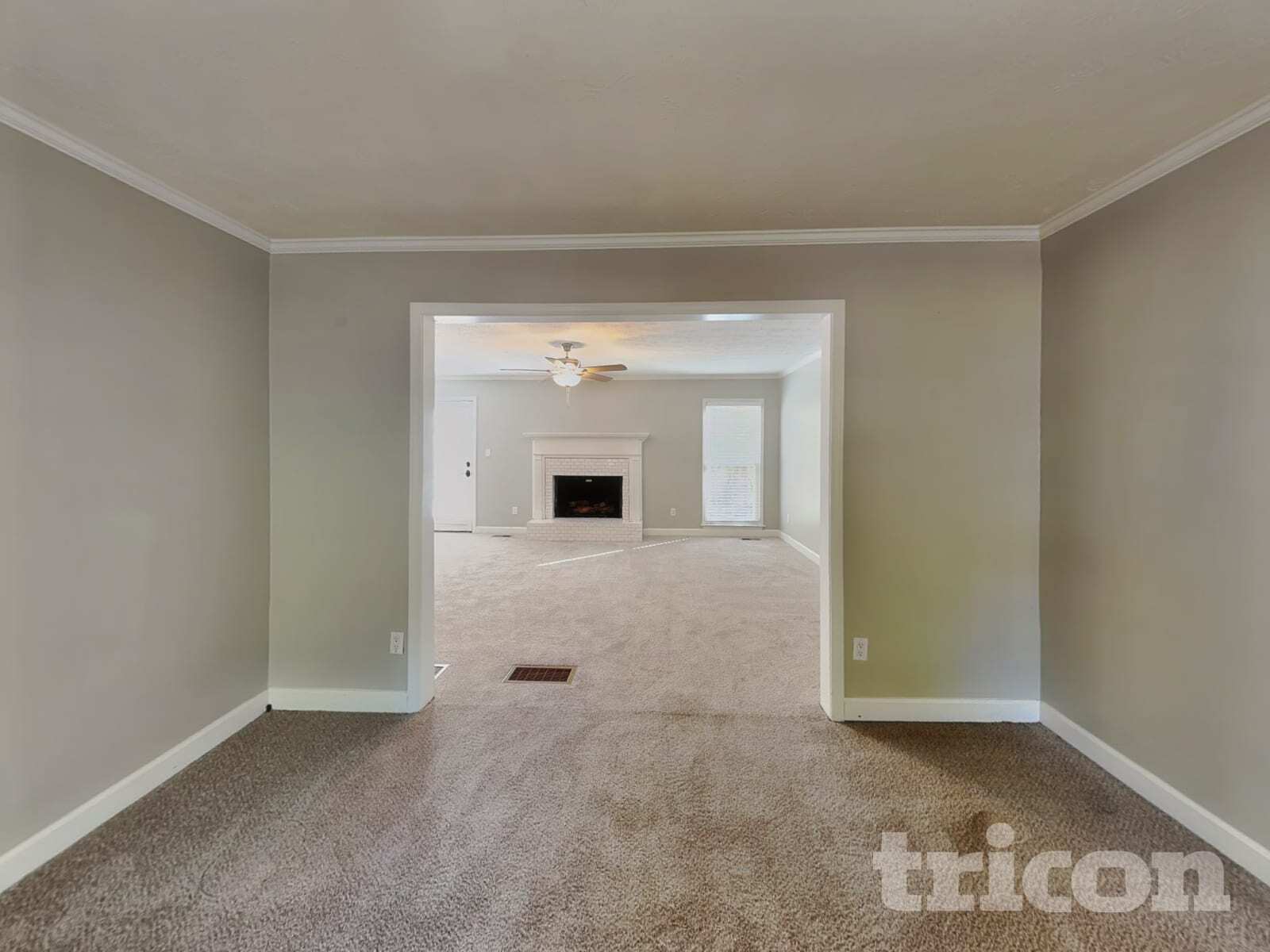 Building Photo - 125 Tanglewood Dr