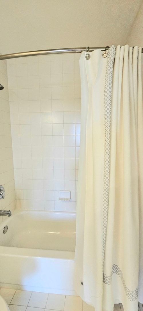 Building Photo - 390 Western Ave