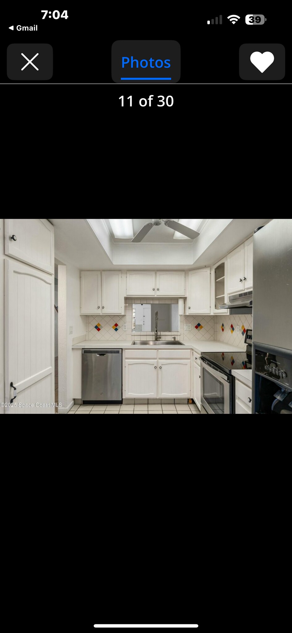 Building Photo - 335 Paradise Blvd