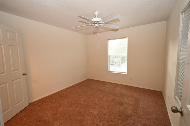 Building Photo - 36113 Deer Creek Dr