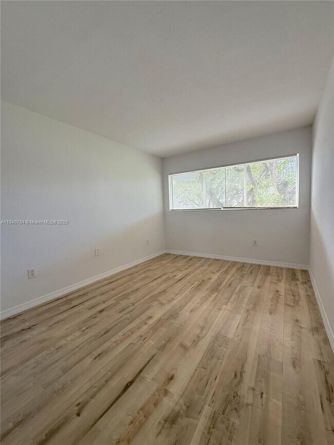 Building Photo - 7737 SW 88th St