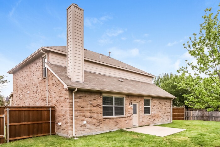 Building Photo - 3009 Flowering Springs Dr
