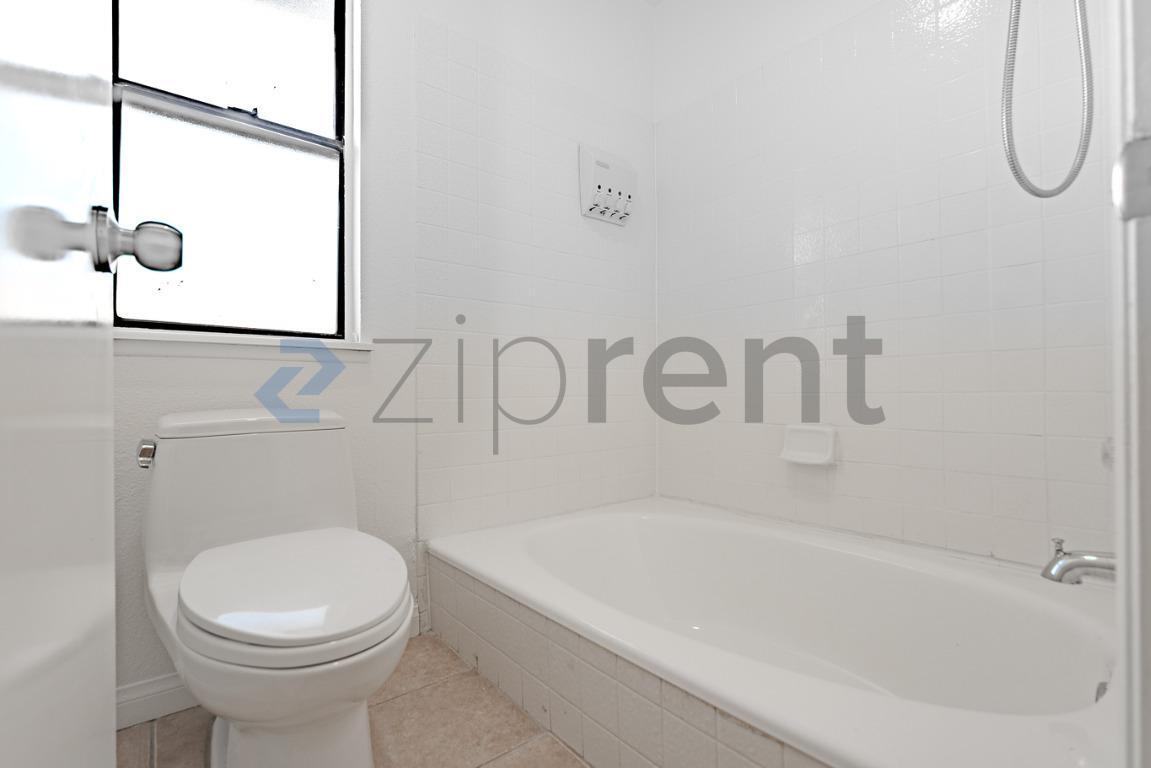 Building Photo - 5327 Meredith Ave