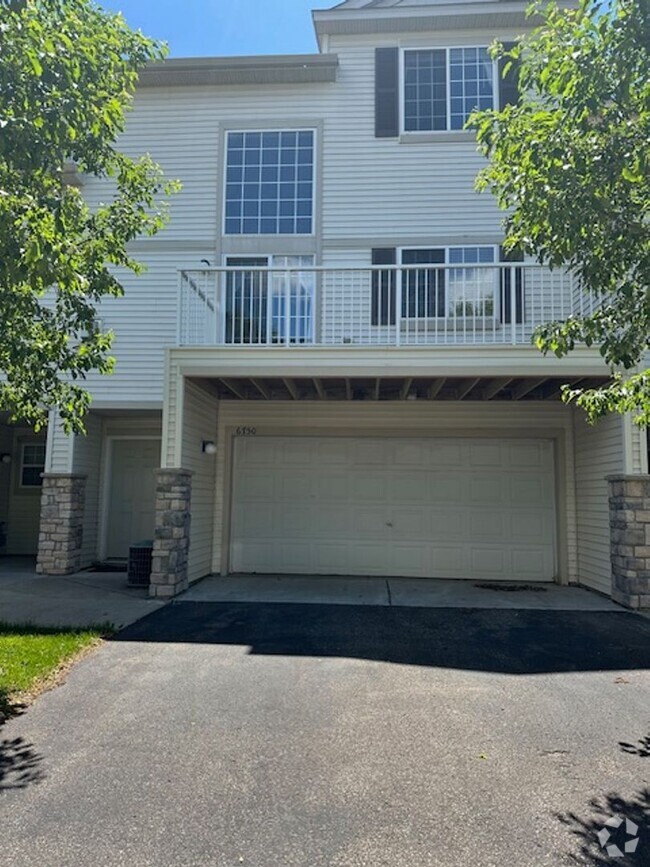 Building Photo - Spacious *2Bed*2Bath townhome Cottage Grov...