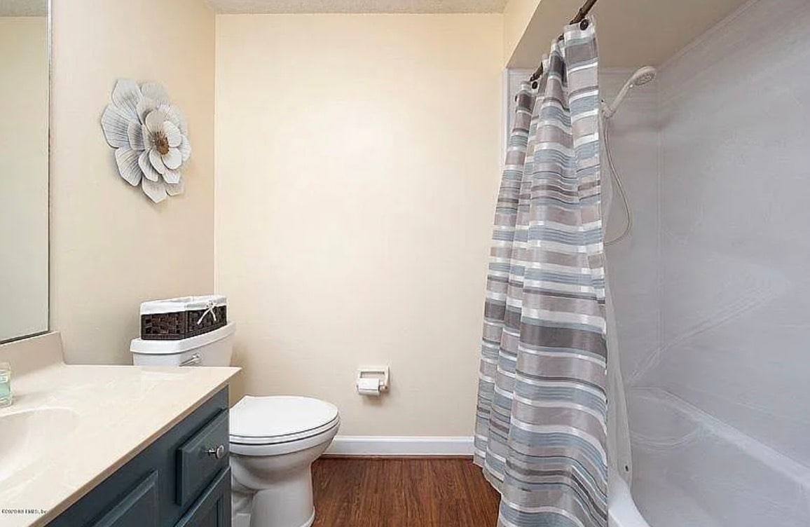 Building Photo - 8079 Village Gate Ct