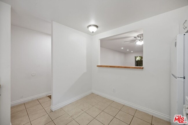 Building Photo - 18350 Hatteras St