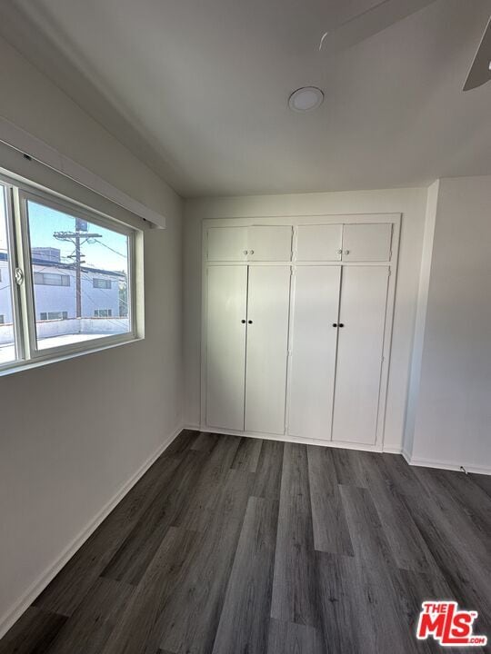 Building Photo - 342 1/2 S Serrano Ave