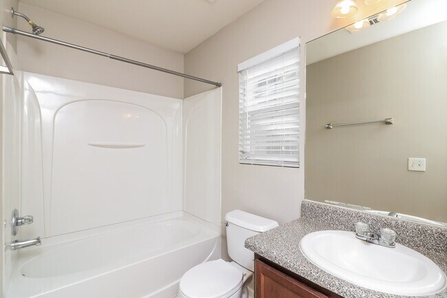 Building Photo - 305 Silver Spring St