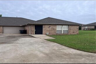 Building Photo - 4324 Huntly Dr
