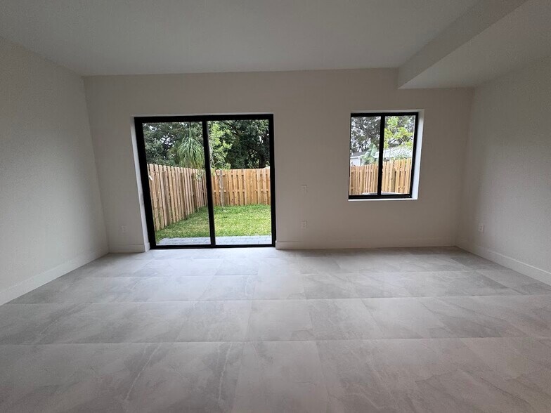 Building Photo - 34435 SW 189th Ct