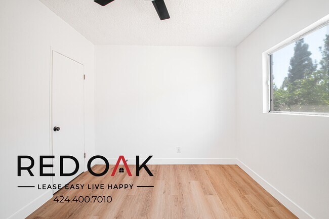 Building Photo - 7395 Emily Ln