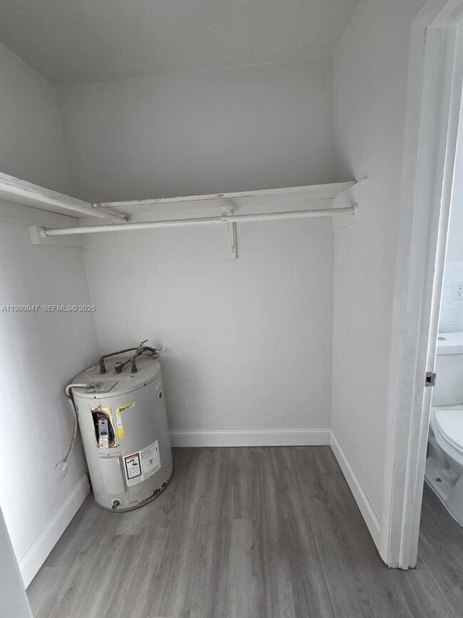 Building Photo - 1628 SW 7th St