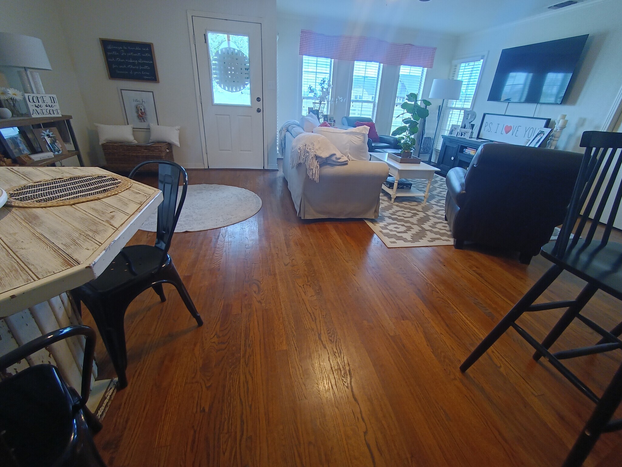 Living Room - 1444 Bledsoe Road