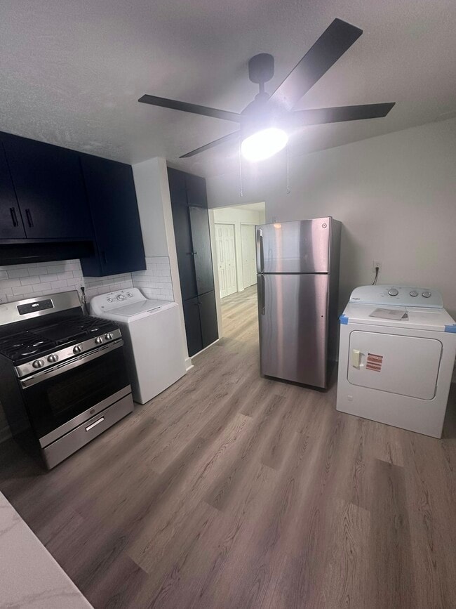 Building Photo - 912 Orange St