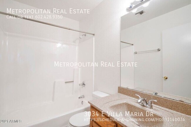 Building Photo - 3034 E Villa Maria Dr
