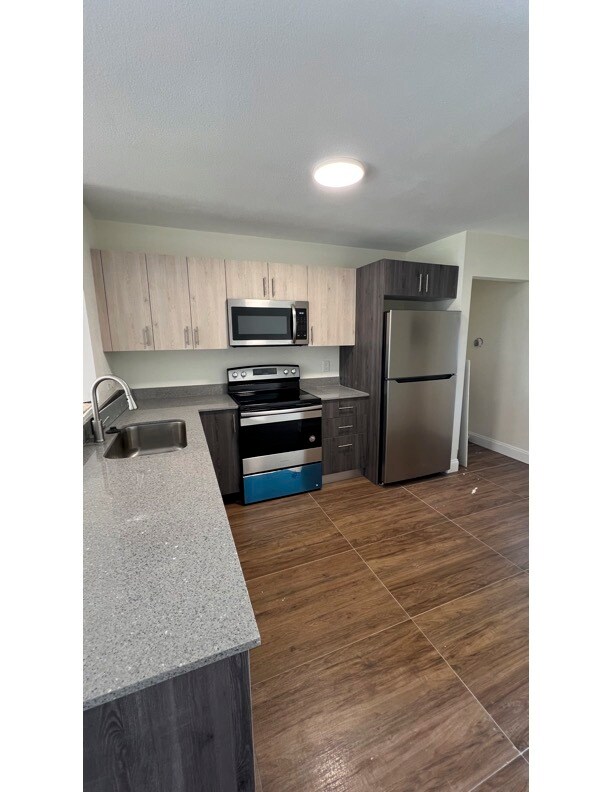 Building Photo - 4783 Lake Arjaro Dr