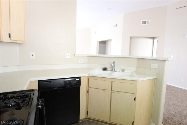 Building Photo - 1881 E Alexander Rd