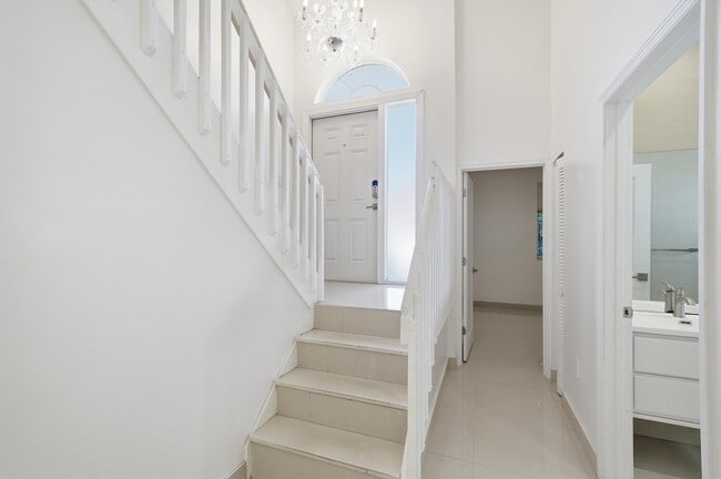 Building Photo - 3790 Piedmont St