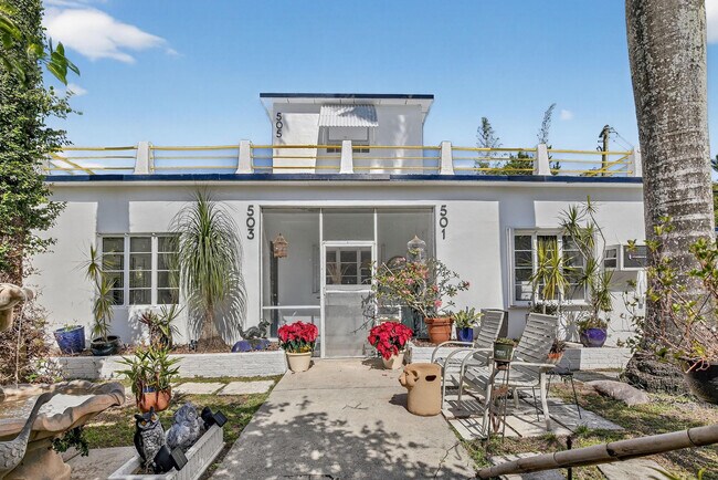 Primary Photo - 501 SW 5th St