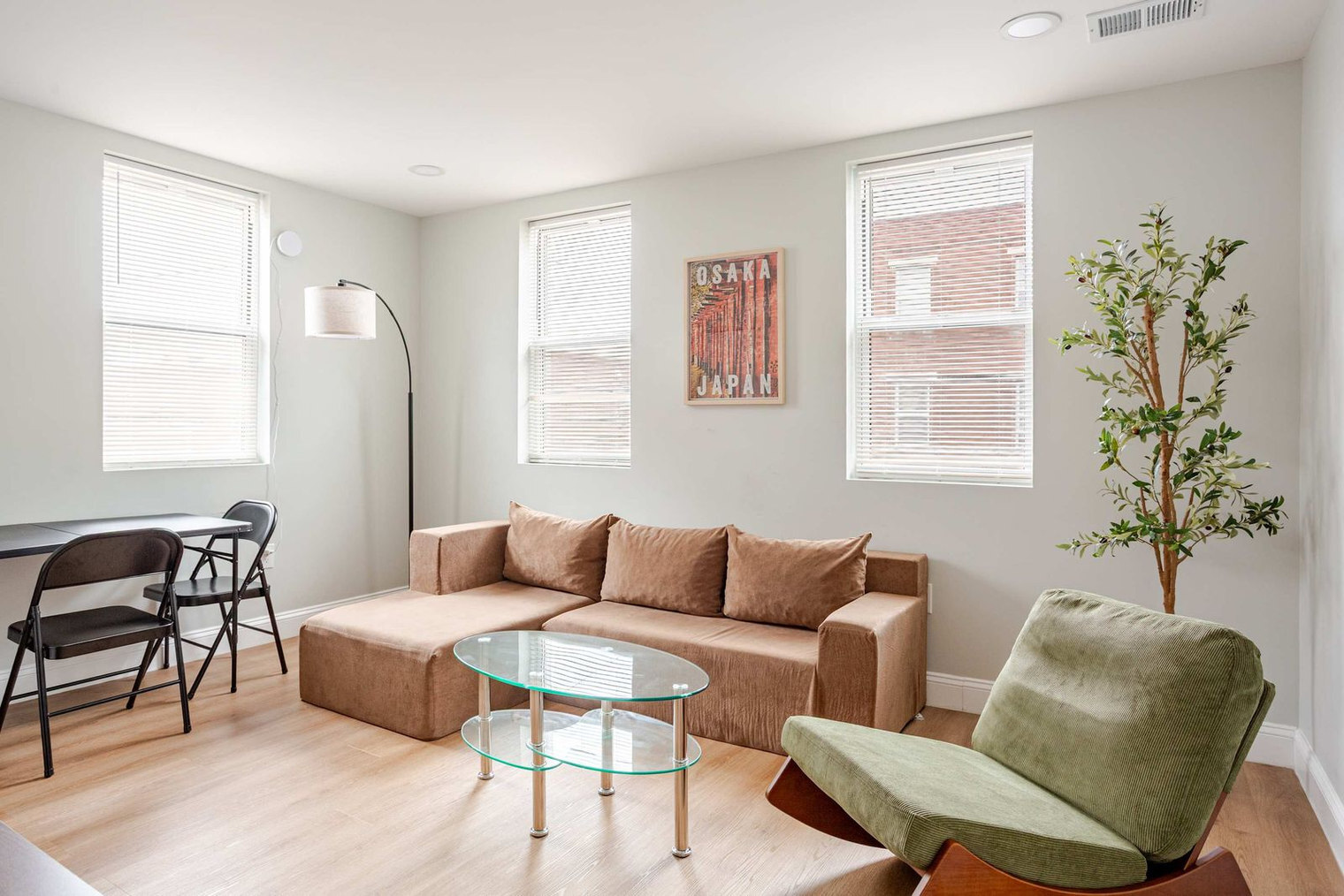 Building Photo - 1816 S 9th St