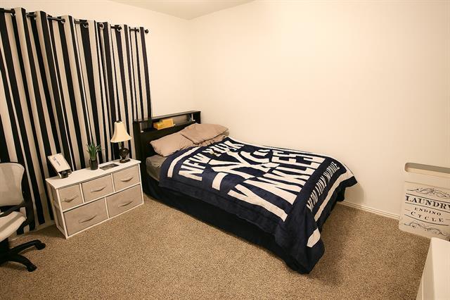 Building Photo - 2841 Bluffs Ct