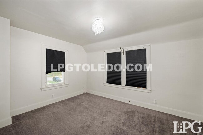 Building Photo - 1579 Colton St