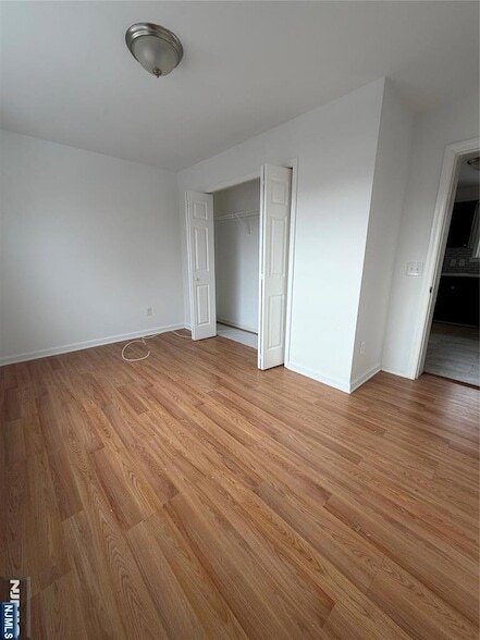 Building Photo - 110 Redwood Ave